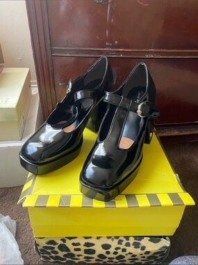 Patent Mary Jane Platform Heels - Black